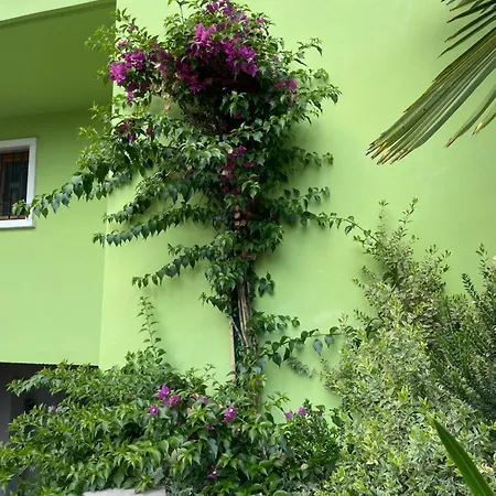 Secret Garden Egle Σπίτι διακοπών *